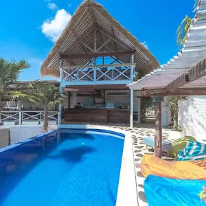 2* Pensión Despacito Loft & Lounge