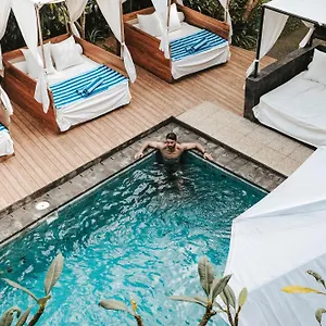 2* Affittacamere De Olas Padang Padang Bali
